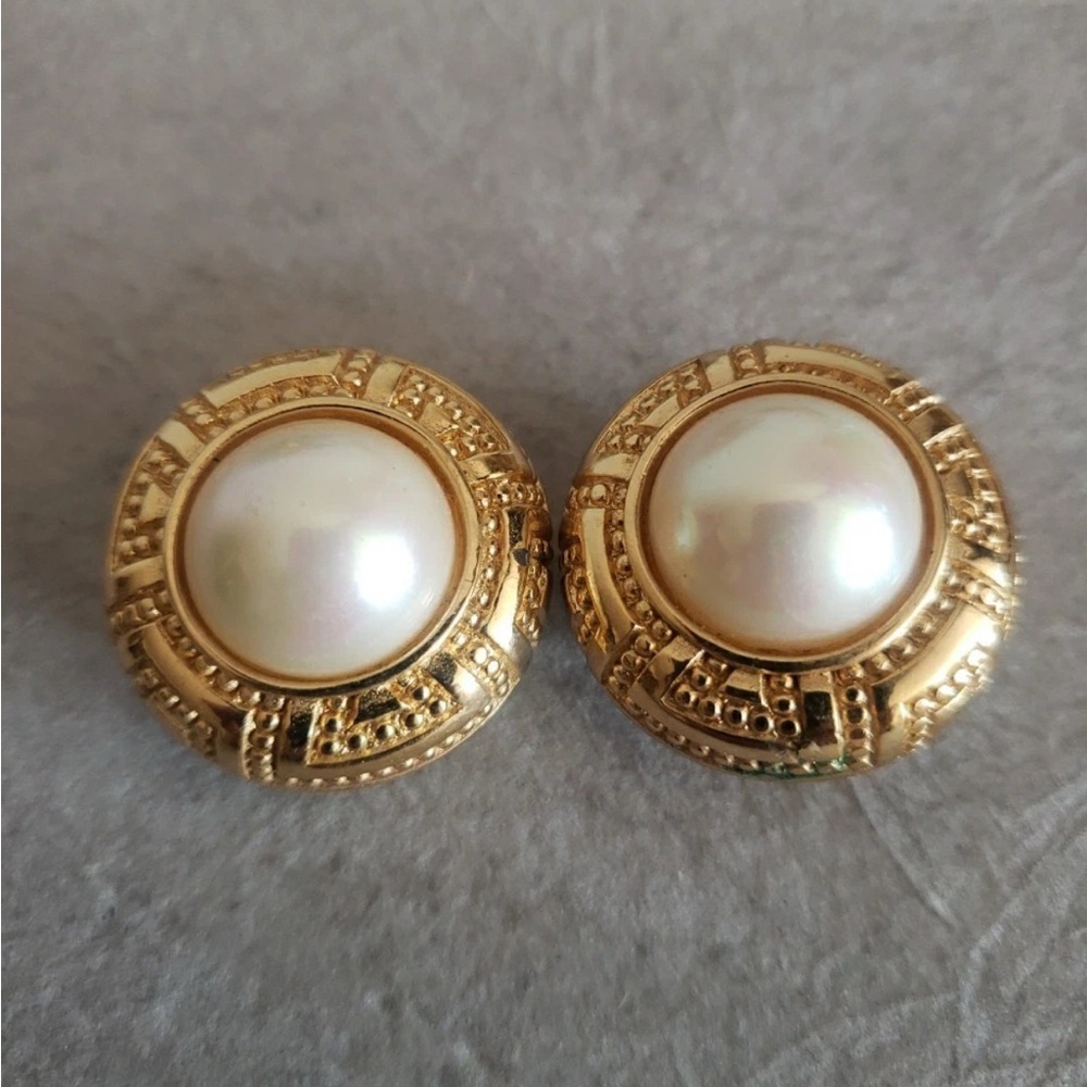 Vintage Christian Dior  Clip Earrings Textured Gold Tone And Large Faux Pearl